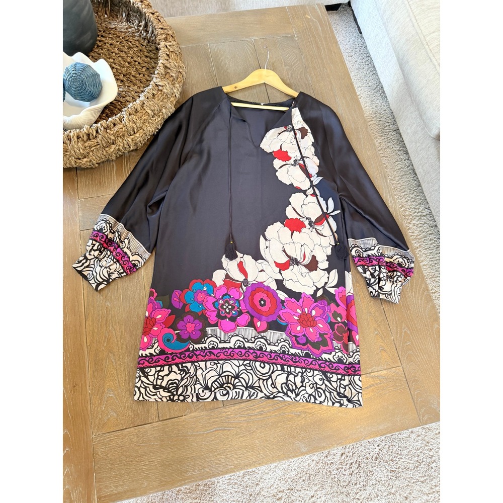 Trina Turk Alabaster balloon sleeve dress in a black "Coqui Coqui" floral Size M